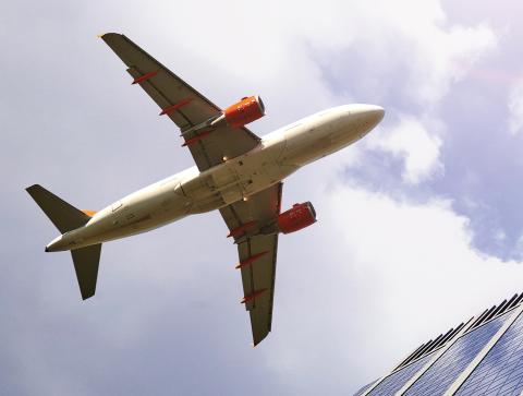 airplane low to the ground