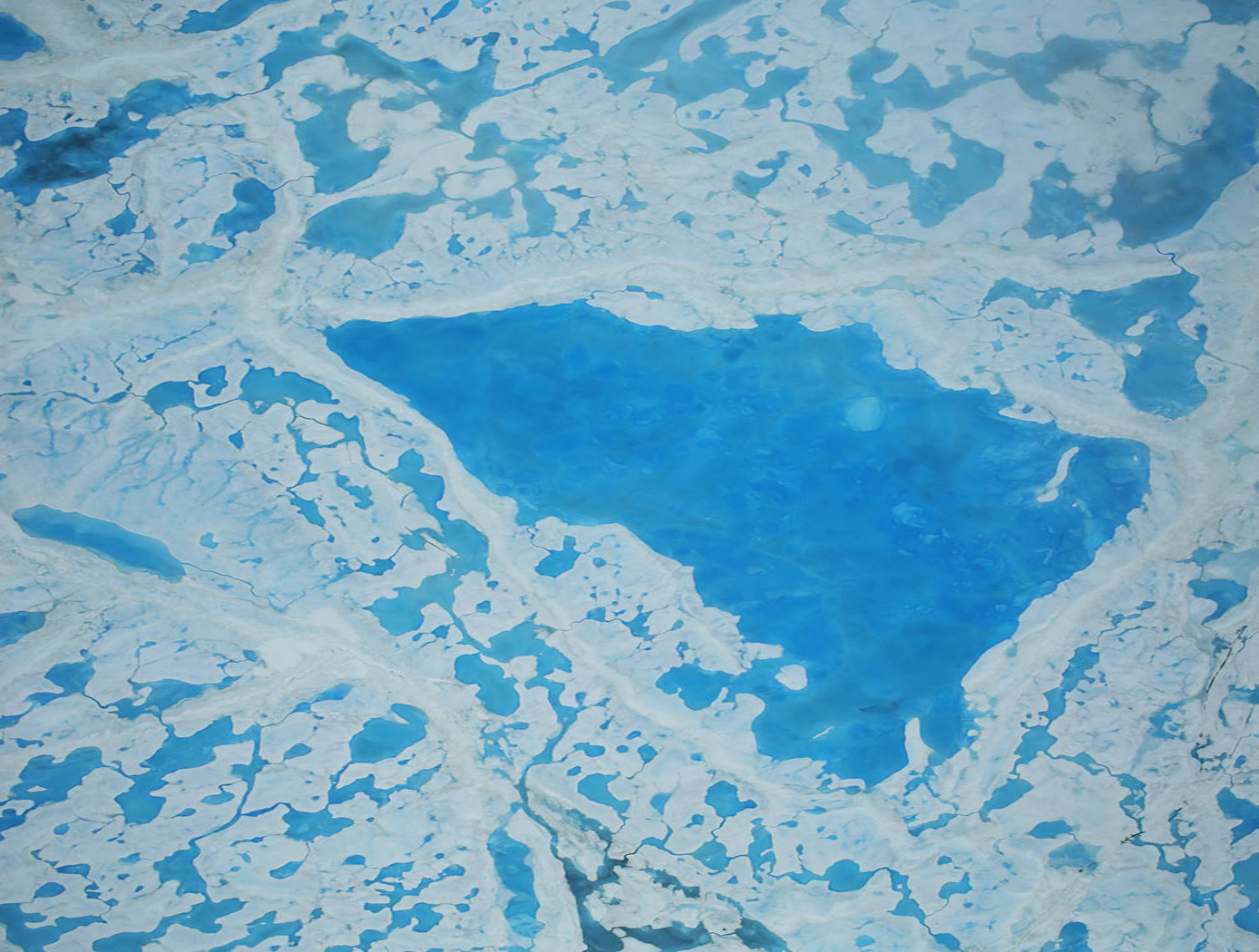 NASA Science Flights Target Melting Arctic Sea Ice
Credit: NASA/Operation IceBridge